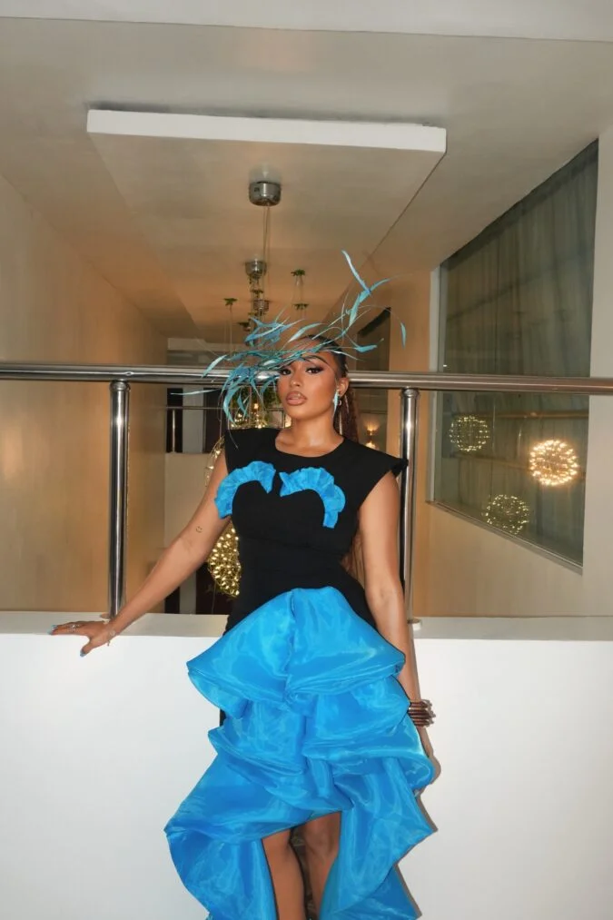 Robe de bal noire et bleue, longue couche en Organza, robe de soirée drapée, droite, élégante, fendue sur le côté