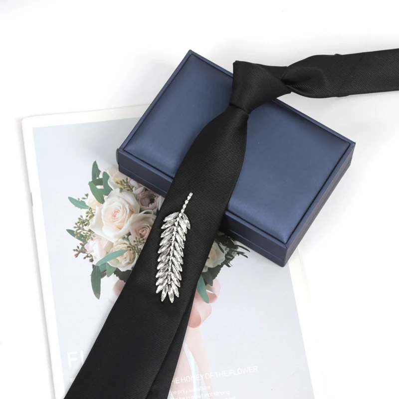 

Shining Leaves Black Luxury Ties for Women Men Fashion Necktie Groom Neck Tie Wedding Party College Style Tie JK Accessories