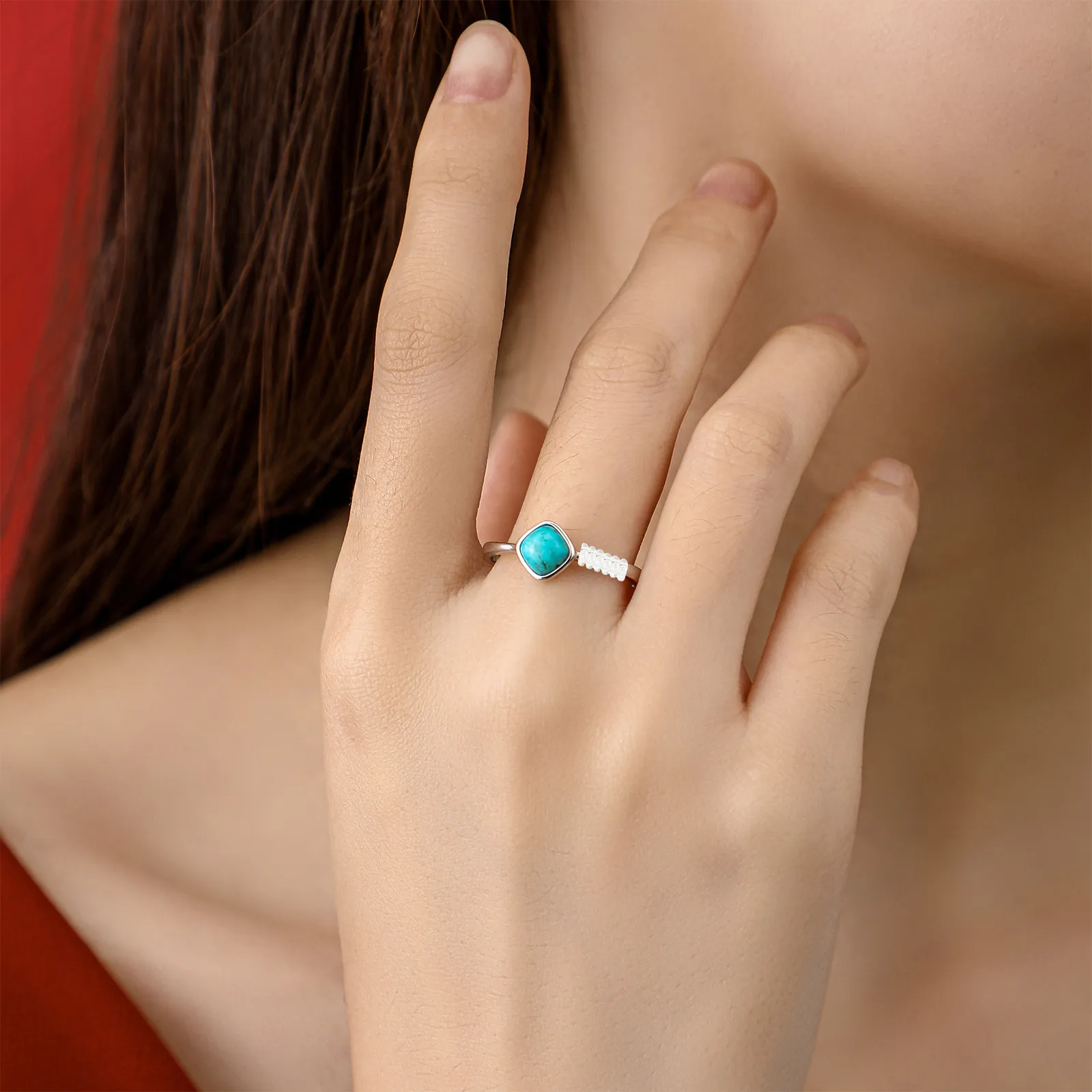 15Pcs Premium Plastic Ring Size Adjuster Spiral Jewelry Tightener for Women Men Broadband Rings Prevent Slippage Loss Guard