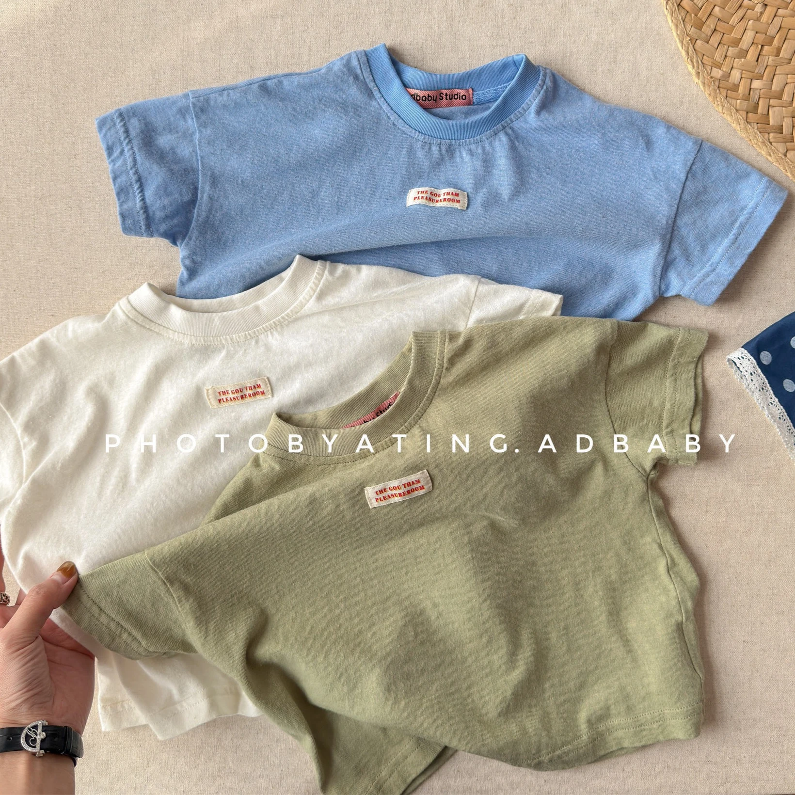 

Girls T-shirt 2026 Spring and Summer New Children's Clothing Korean Style Girl Baby Solid Color Labeled Short Sleeve T-shirt