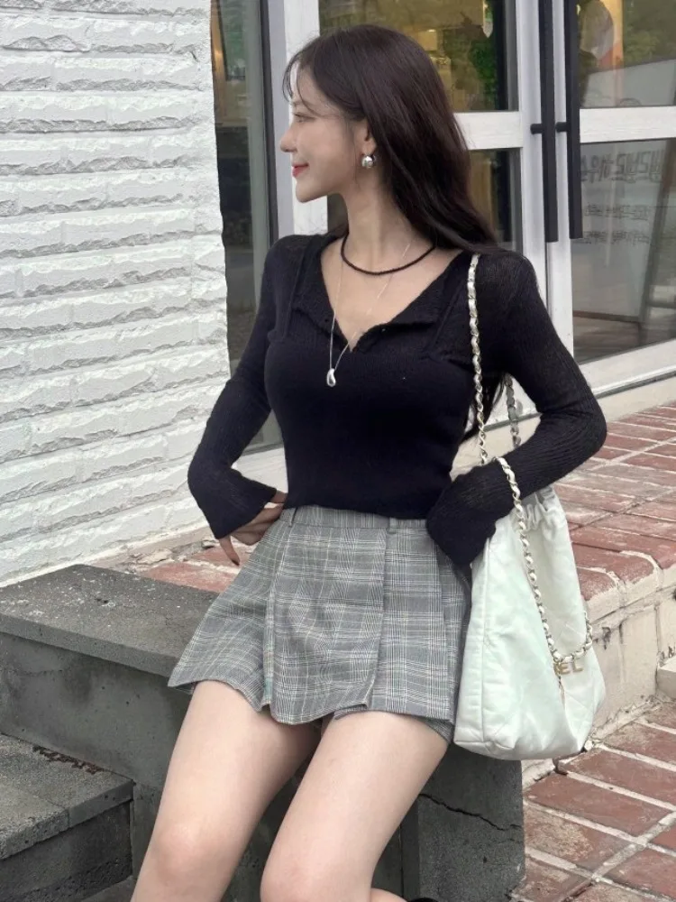 เสื้อสเวตเตอร์ถักสไตล์วินเทจสำหรับผู้หญิง ชุดสองชิ้นพร้อมเสื้อกล้ามสายเดี่ยว นุ่มสบาย เหมาะสำหรับใส่ไปทำงาน