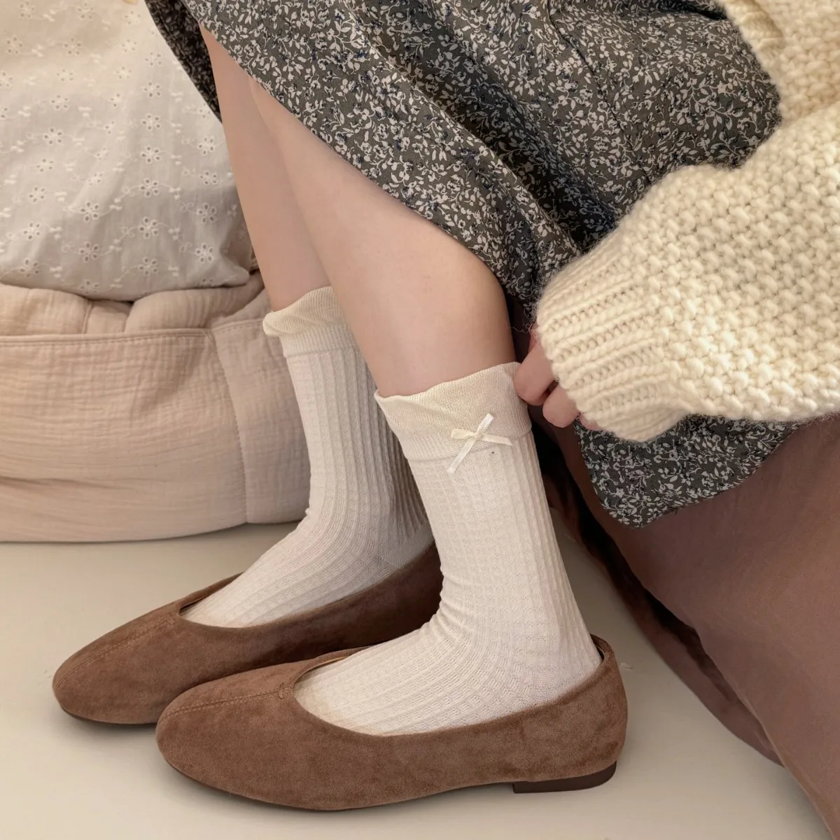 Japanese Girl Sweet Milk White Socks Women 2026 Autumn and Winter New Medium Tube Socks Bow Jacquard Lolita Kawaii Ruffle Socks