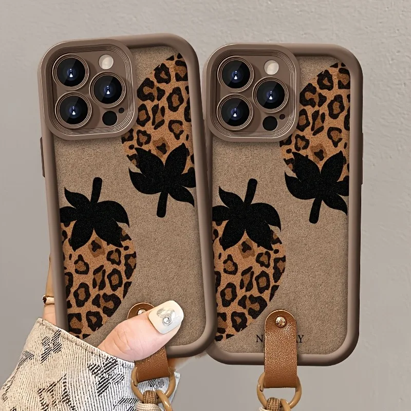 الفراولة ليوبارد طباعة الحبل الحال بالنسبة لسامسون غالاكسي A16 A36 A25 A55 A54 A56 S25 الترا S24 FE S23 زائد S22 غطاء شريط للرسغ