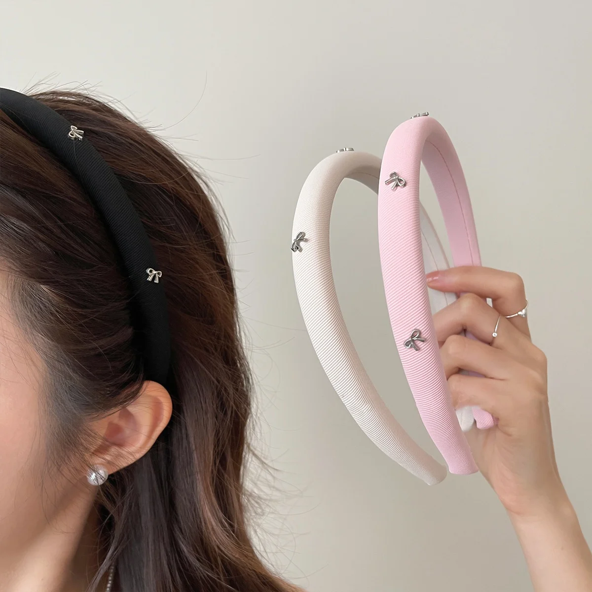 

Padded Non-slip Sponge Solid Colour Headband Face Wash Make-up Hair Band Girls Daily Hair Accessories