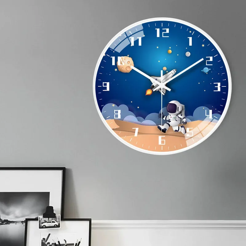 Creative Astronaut Children's wall clock Living Room Home Bedroom Clock Children's Room Cartoon Atmospheric room Display numbers