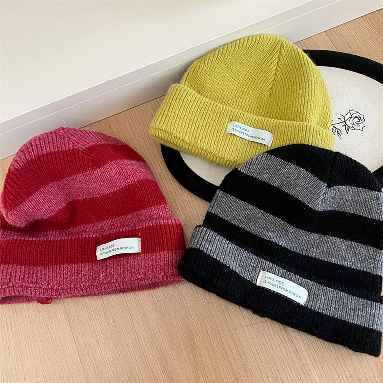 Винтажная модная полосатая детская шапка, зимняя теплая мягкая вязаная хлопковая пуловер, ветрозащитная шапка для мальчиков и девочек, шапочки для малышей, капот