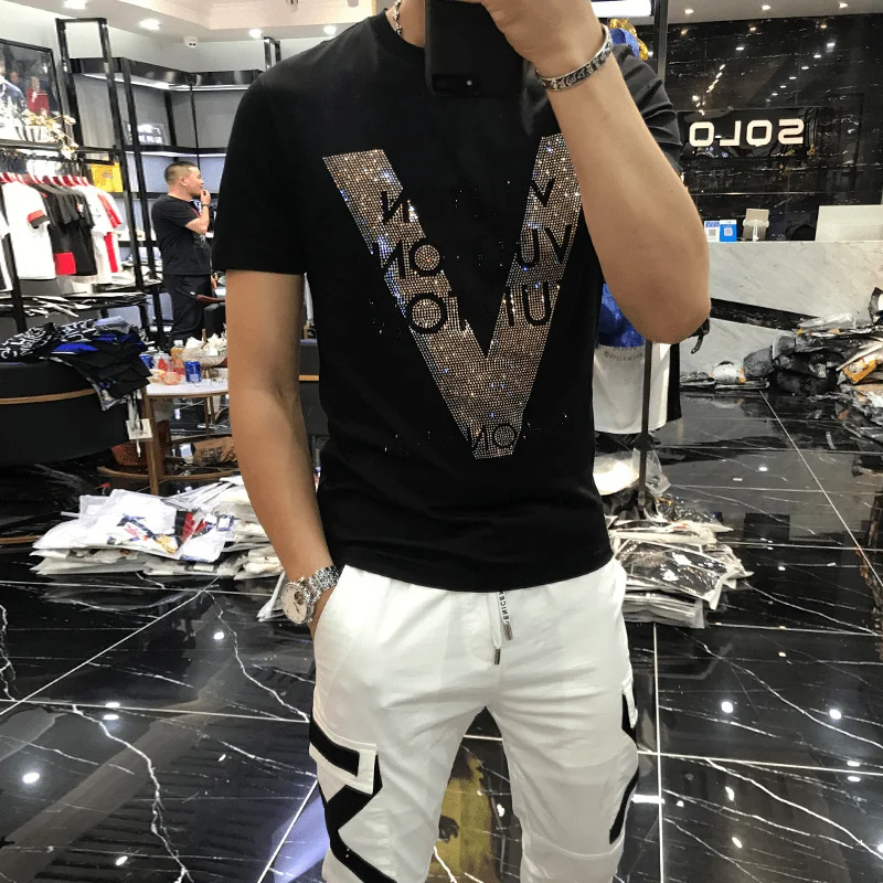 European New Men Short Sleeve Summer Personality Trend Heavy Industry Hot Drill V Letter Sequin Slim Fit T-shirt Tee Shirt Homme