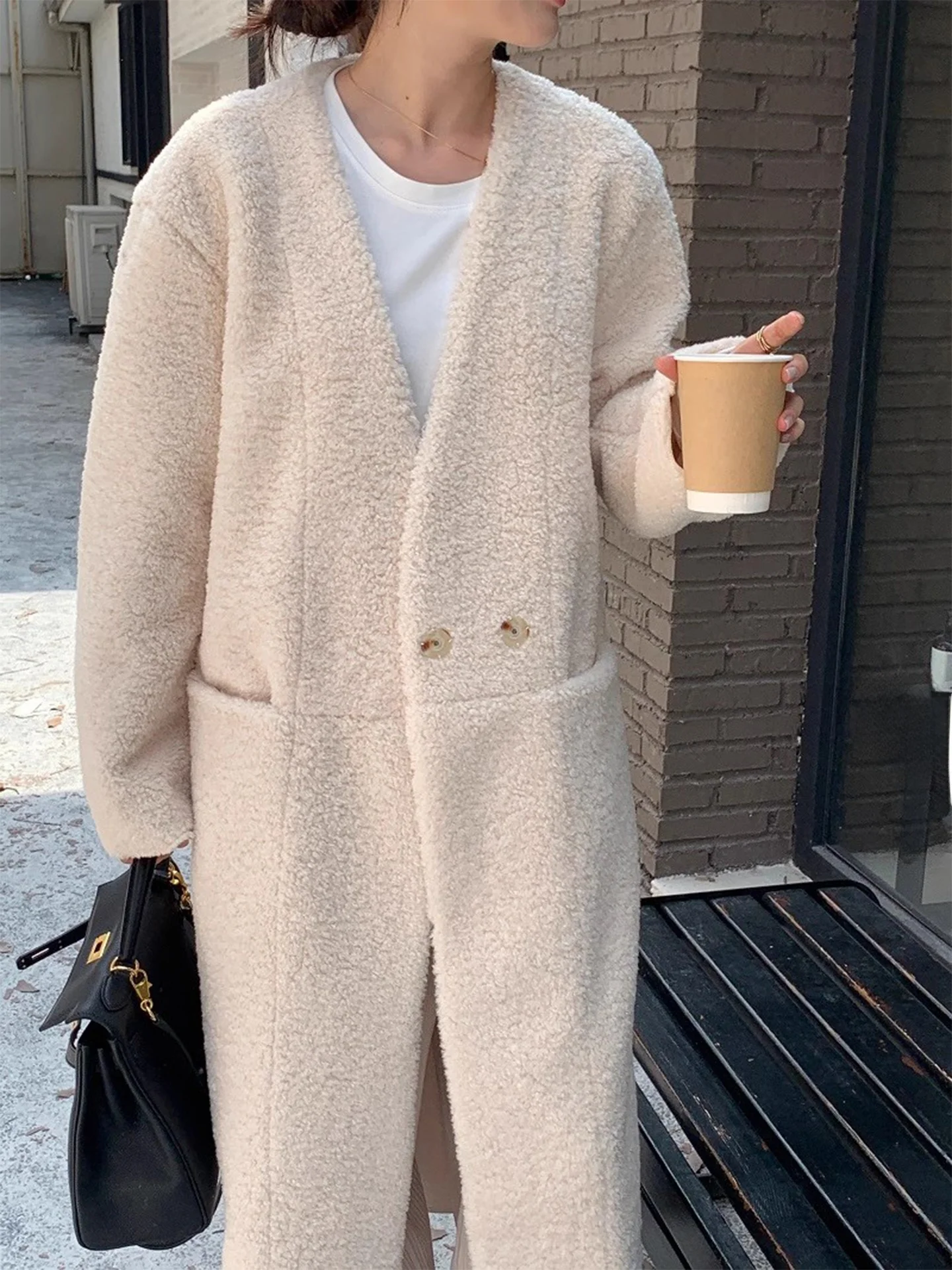 

Женская длинная двубортная шуба с мехом, верхняя одежда Lazy Sle, зимняя новая свободная посадка, корейская версия, цвет V-Ne