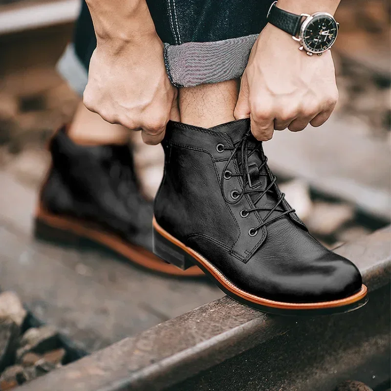 Ręcznie robione skórzane buty męskie Retro Okrągłe buty za kostkę 2025 Jesień Zima Punk Street Style Buty motocyklowe Mężczyźni Chunky Botines — zdjęcie 5