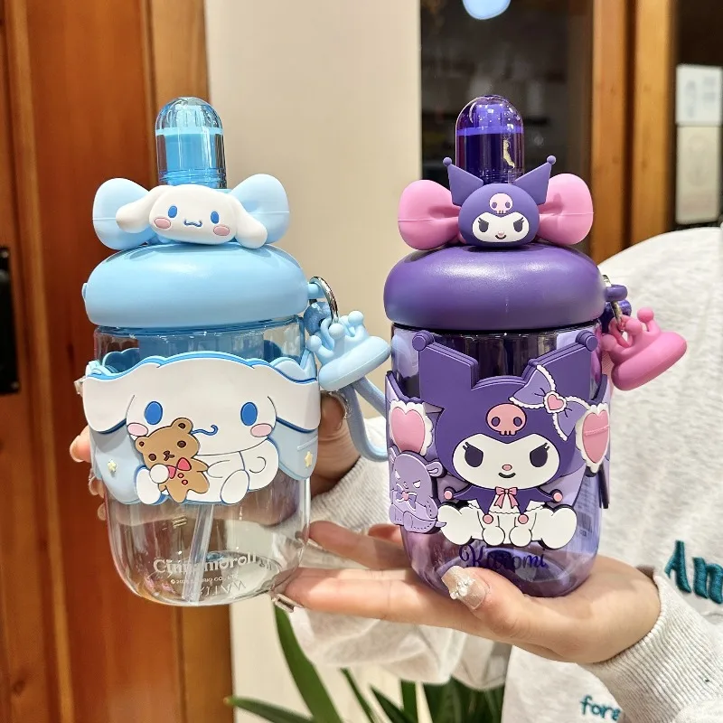 

Новая бутылка для воды Sanrio с трубочкой HelloKitty, My Melody, Cinnamoroll, Kuromi, герметичная кружка из тритана, подарок для студентов.