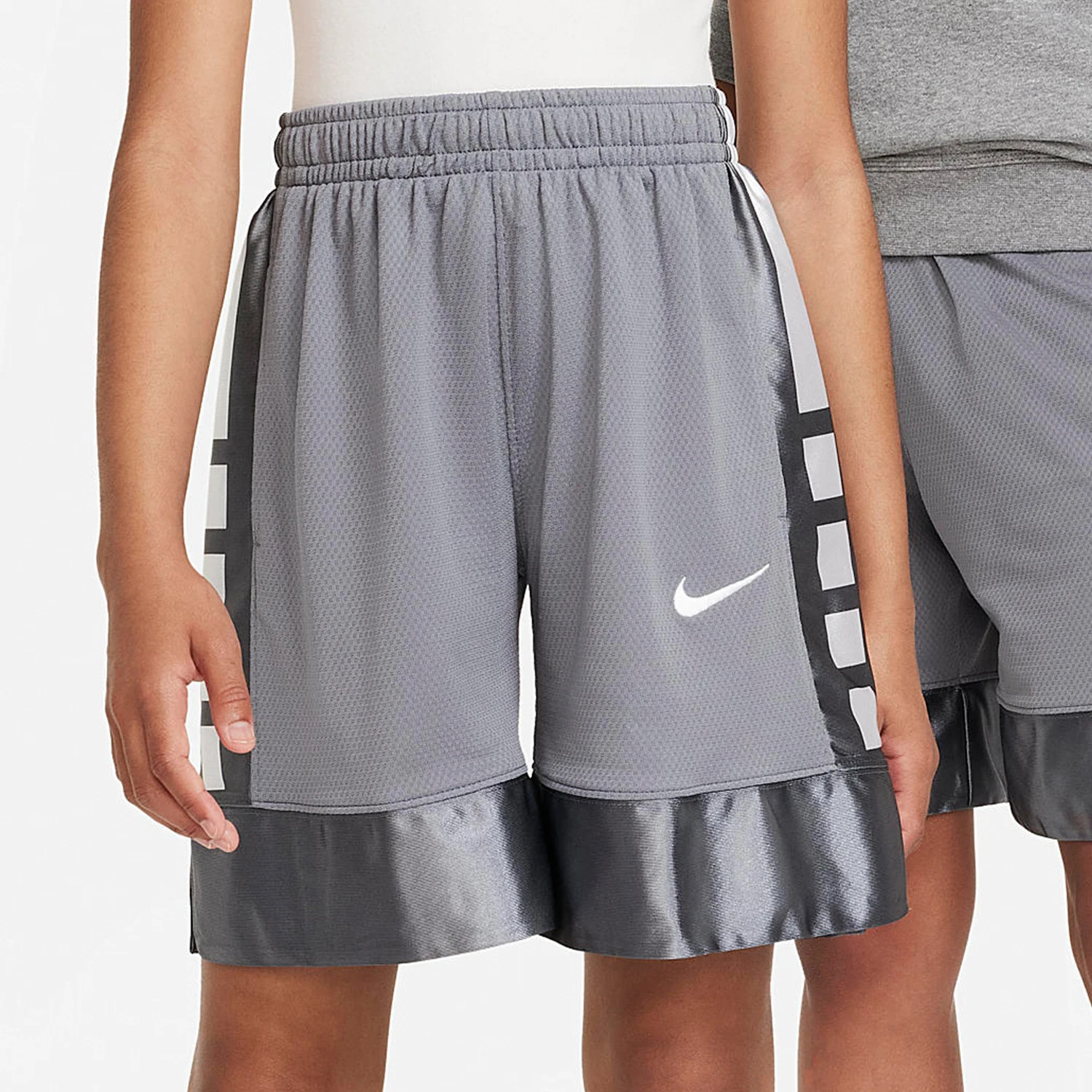 

Официальные оригинальные новые детские классические дышащие спортивные шорты Nike FD4004-084