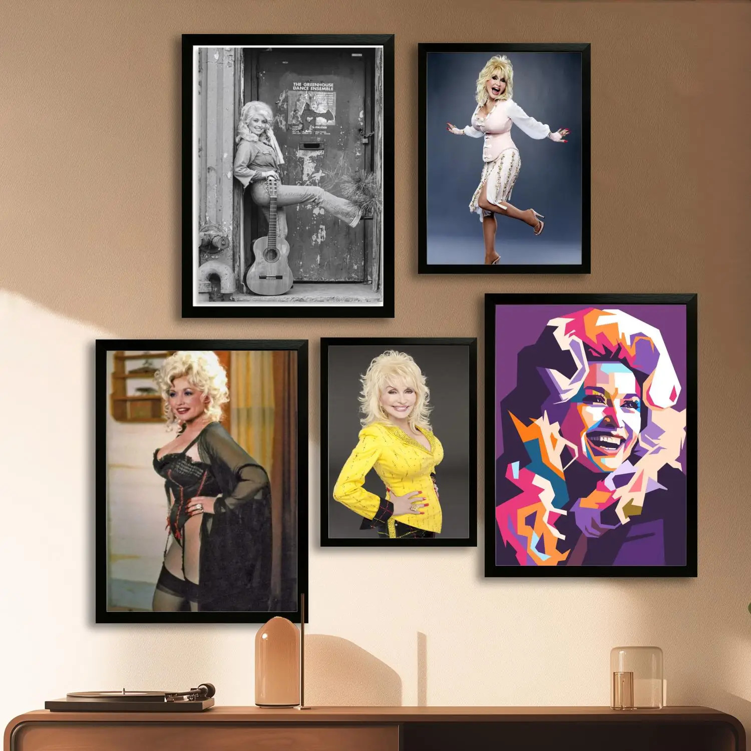 Dolly Parton Canvas Art Poster, Wall Art Picture Print, Modern Family Bedroom Decor Posters,Decorative painting