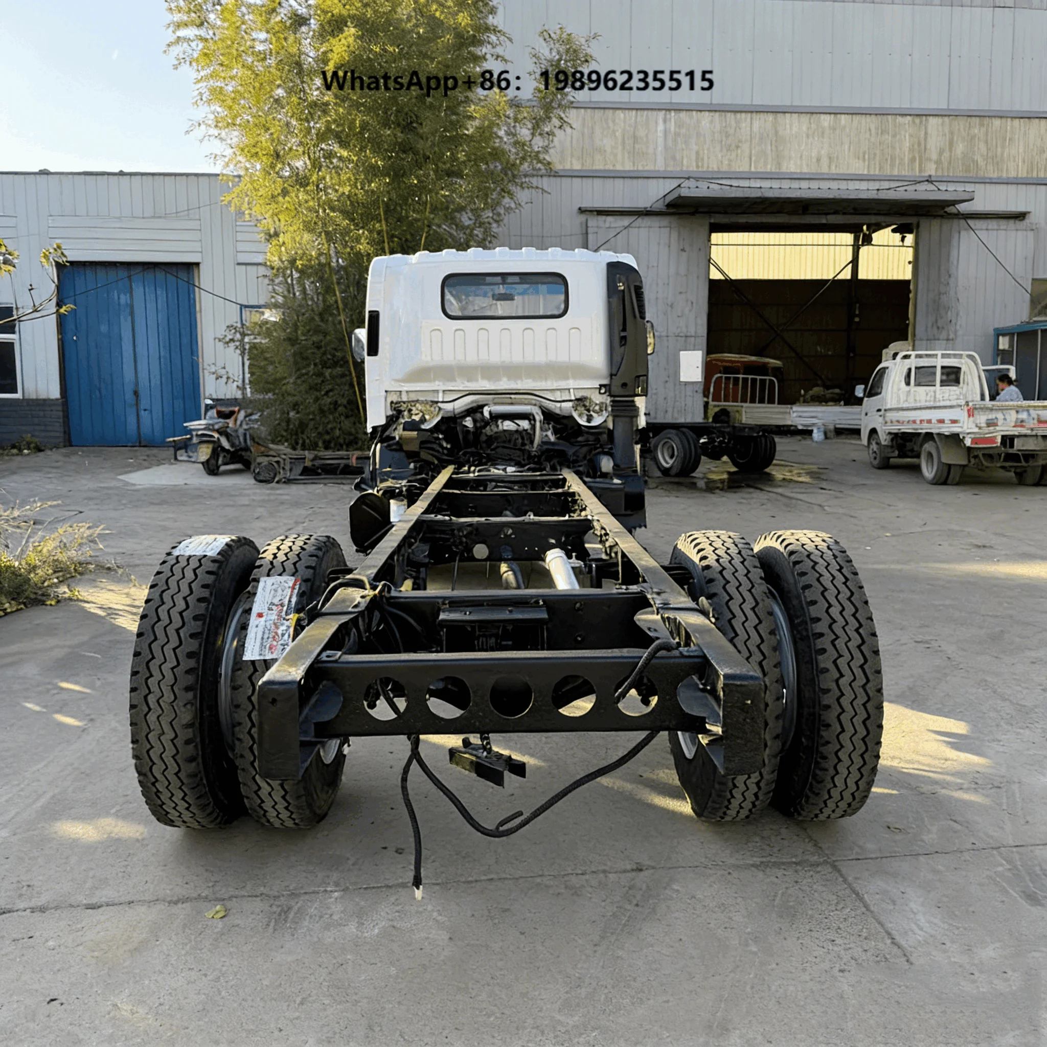 Medium-Duty Truck  Left-Hand Drive  Used/Nqr Truck Chassis for Customization