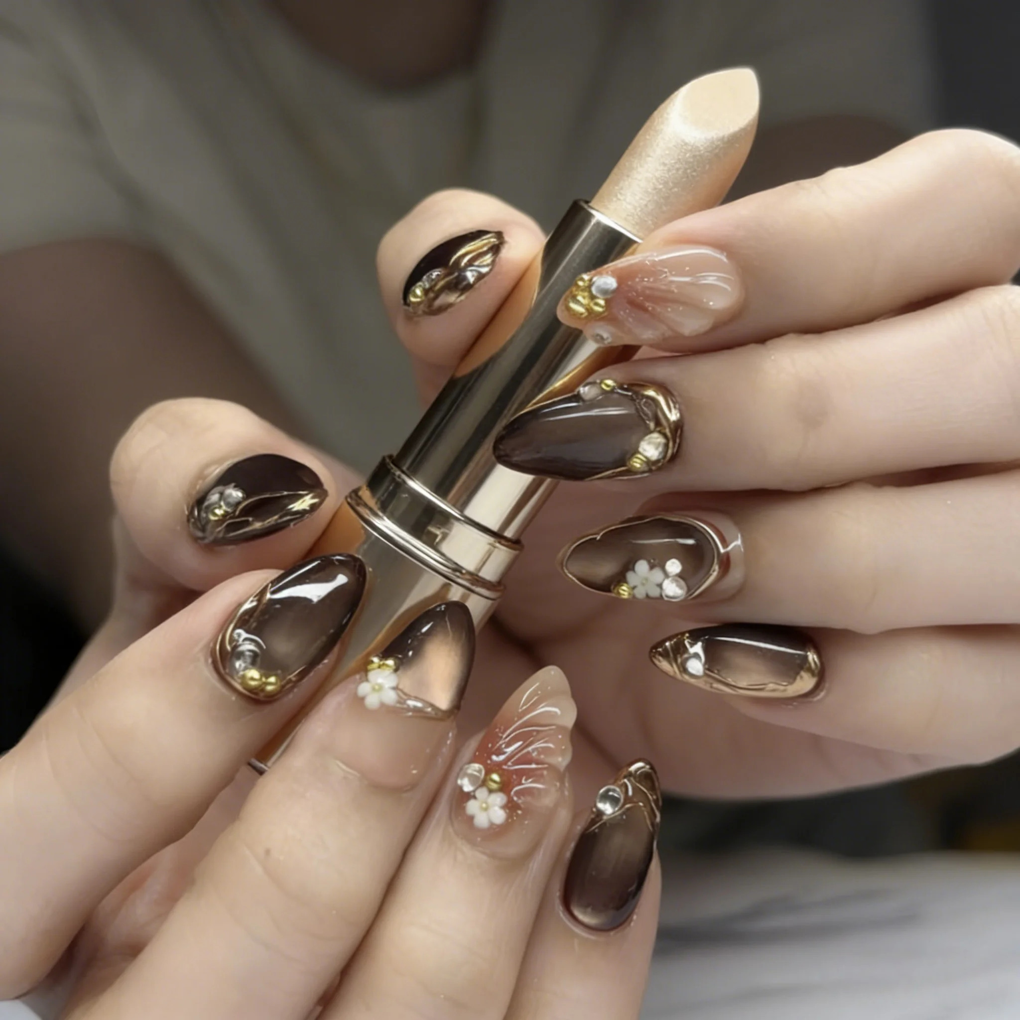 

24pcs Brown Cat Eye Fake Nails 3D Floral Gold Foil Press on Nail Short Almond Full Coverage Nail Tips for Women&Girl False Nail