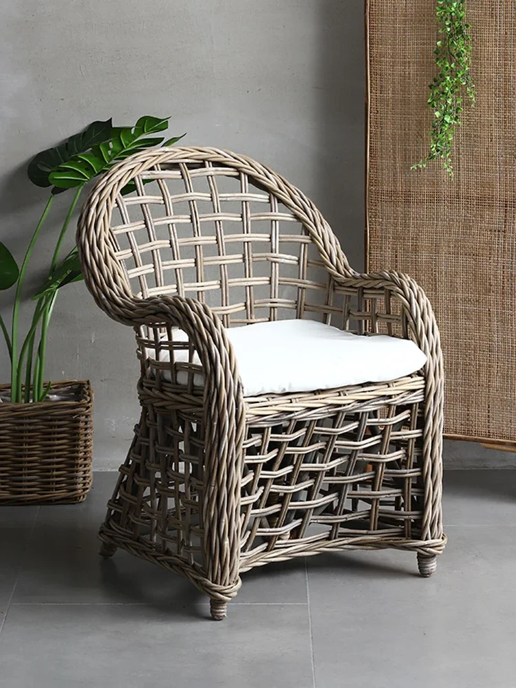 Imported rattan single person sofa chairs, leisure rattan chairs, balcony, modern and simple chairs.