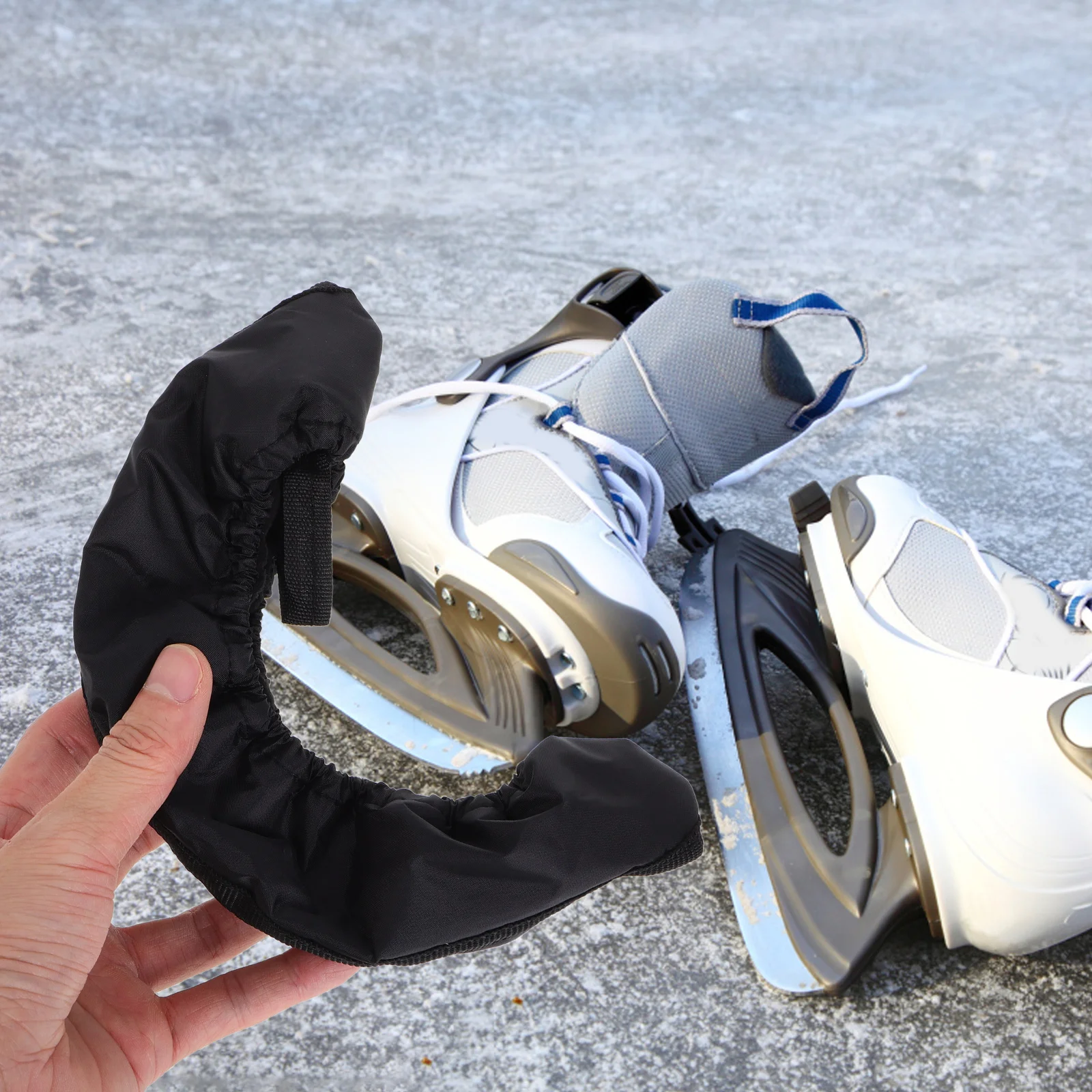 

1 пара регулируемых чехлов для лезвий, мягкие и прочные защитные ограждения, удобная посадка для фигурных хоккейных коньков