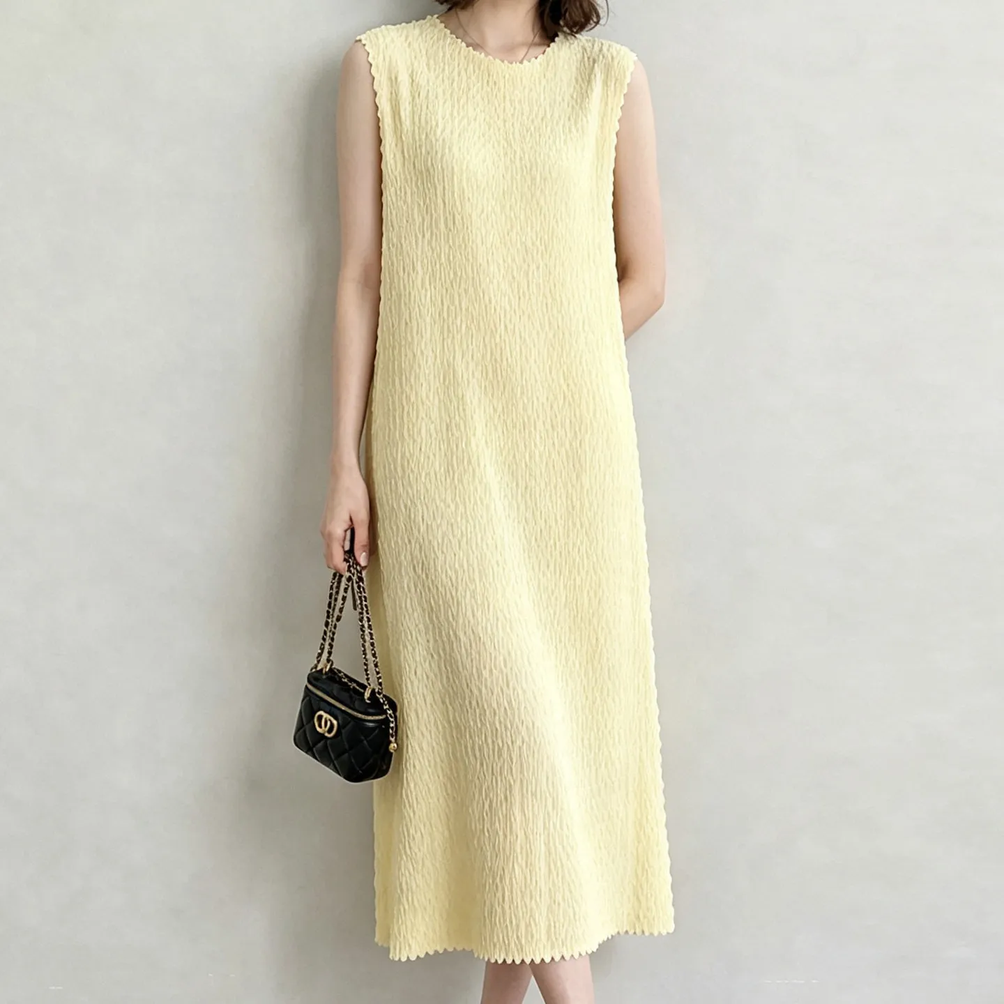 Miyake Plissee-Kleid, Damen, ärmelloses Midikleid, strukturiert, lockere Passform, elegant, lässig, Sommermode, Vintage-Stil, schicker Look – Detail 10