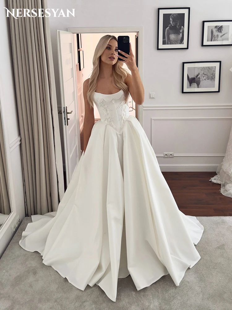 Nersesyan abiti da sposa in pizzo Vintage principessa con spalle scoperte a-line abiti da sposa senza maniche Appliques senza schienale 2024 abito da sposa