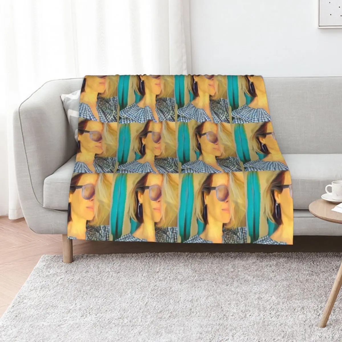 

Sarah Paulson portrait Throw Blanket decorative Giant Sofa Soft Big funny gift Blankets