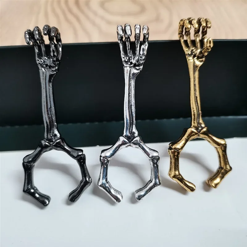 Pure Copper Ring Cigarette Holder Hand Bone Creative Gesture Ring Cigarette Clip Anti Fumigation Yellow Fashion Cigarette Holder