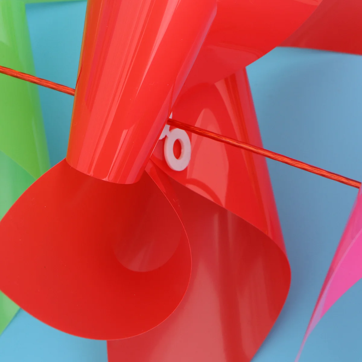 

100Pcs Windmill String Cloth Outdoor Decoration 30m Steel Rope Foldable Whirligig Wheels Party Camping Picnic Windmill String