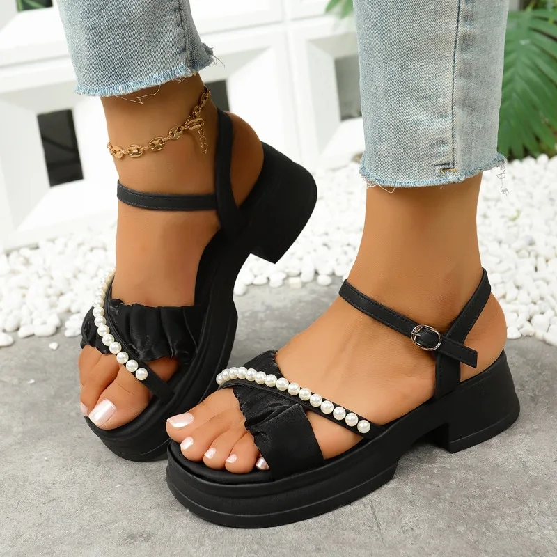

Женские сандалии на толстой подошве с ремешком 2025, женские сандалии на массивной платформе с жемчужной цепочкой и пряжкой на щиколотке, легкая нескользящая повседневная обувь