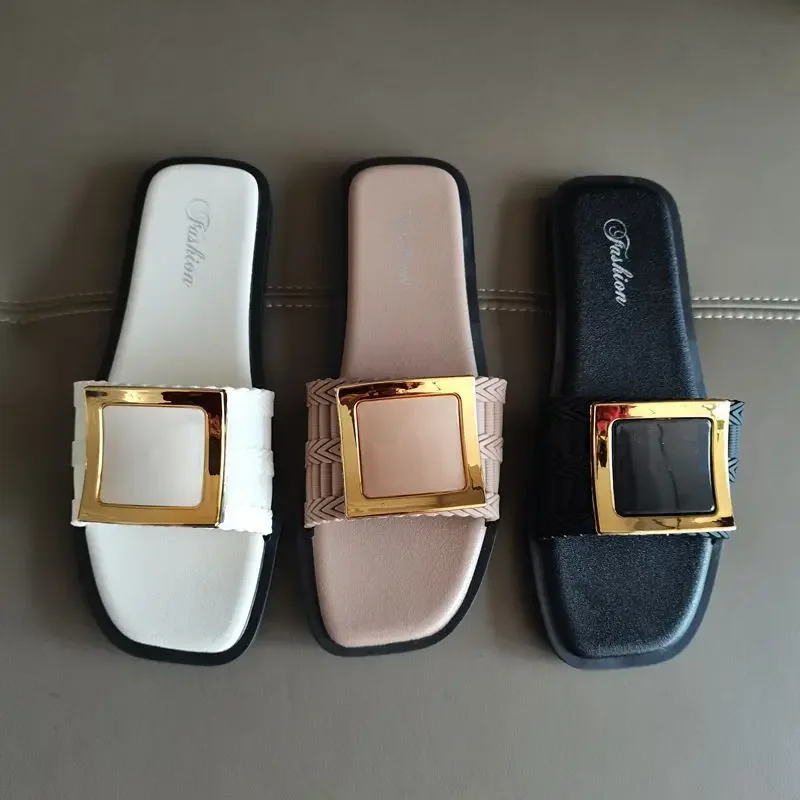 Spring/Summer 2024 Korean Version Retro Simple with Skirt Slip-on Roman Sandals