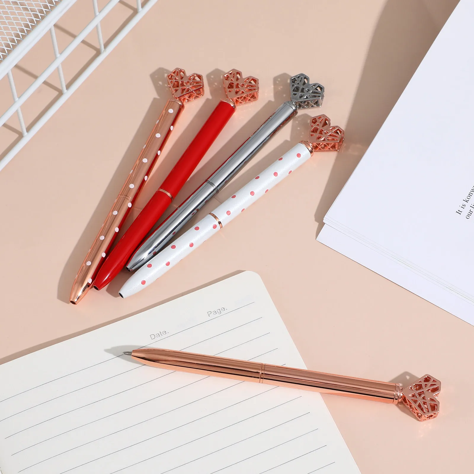 5Pcs Creative Heart Shape Ballpoint Pens Smooth Writing Pens for School Office Study Use Daily Writing Ballpoint Pen