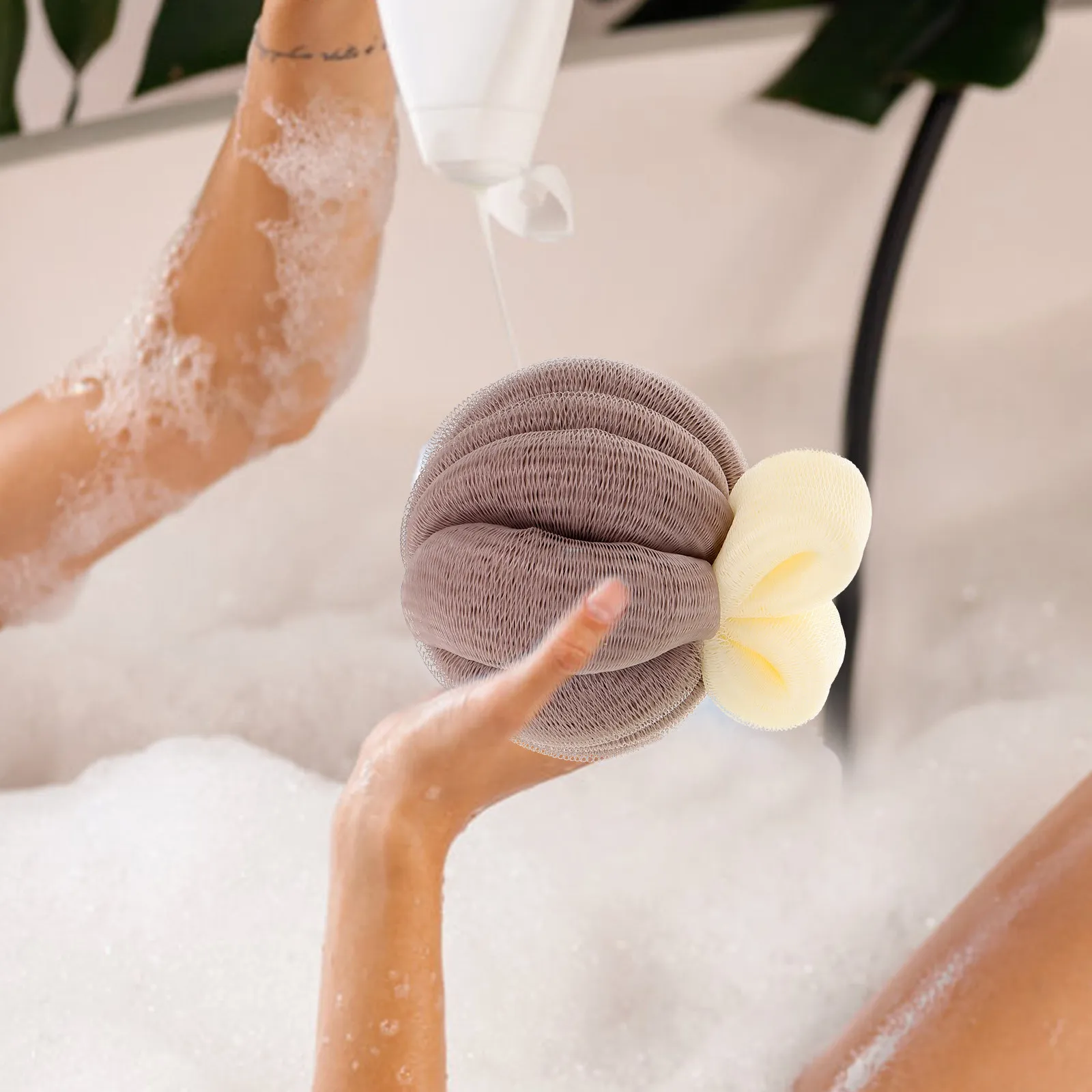 2Pcs Firm Pe Material Shower Loofah Exfoliating Bath Ball Skin Cleaning Scrubber Thorough Cleansing Gentle on Skin Household