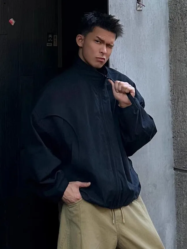 

Новая осенняя мужская куртка в американском рабочем стиле с рукавами «летучая мышь», модная уличная ветрозащитная куртка с воротником-пилотом, свободный крой, молодежная мода