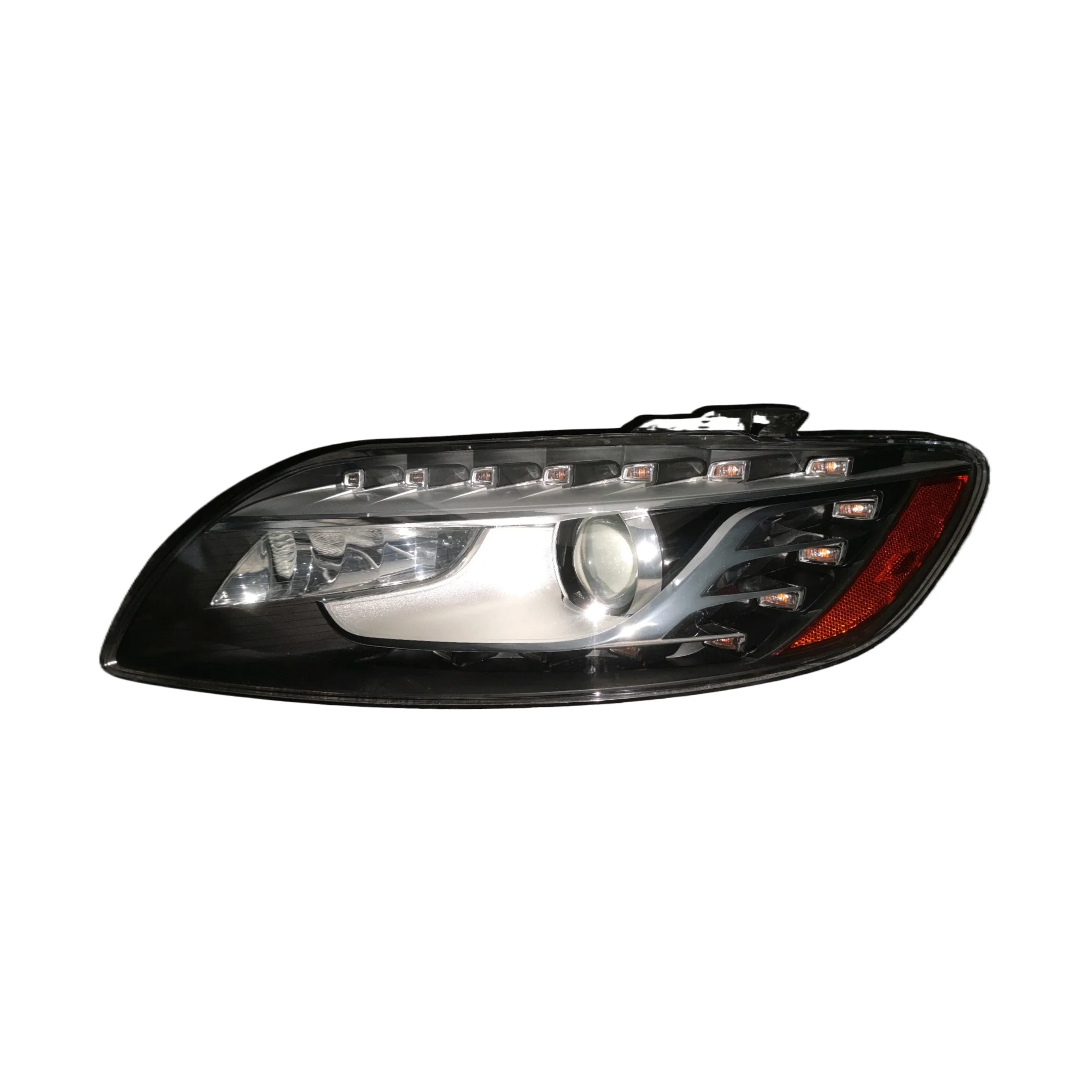 

Original Replacement Lights Suitable for Audi Q7 Automatic Headlight Automotive Lighting System 100%Waterproof