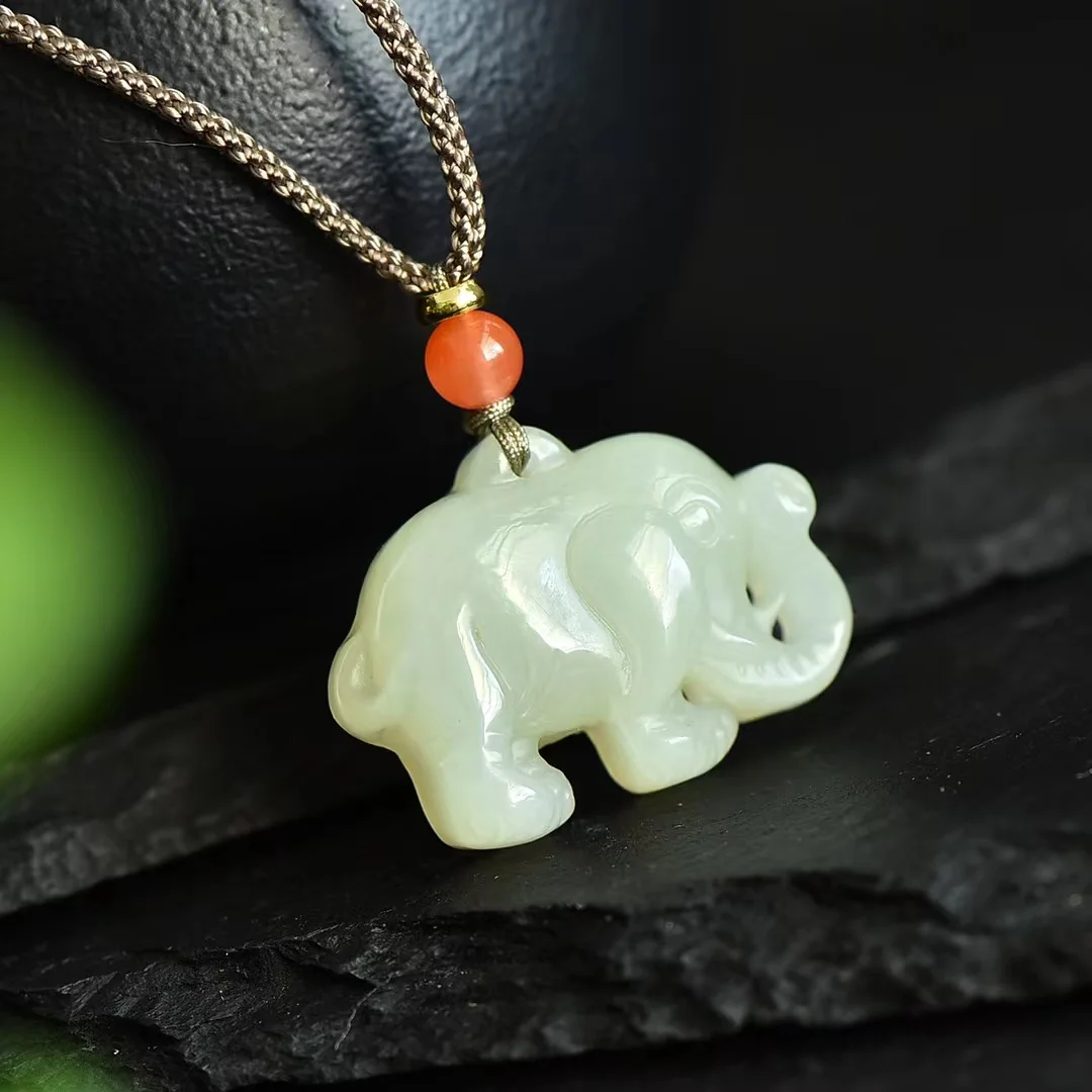 

Exquisite Hetian Jade Elephant Pendant Jewelry 3004#