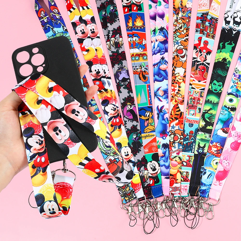 Collezione di cordini Disney da 10 pezzi! Con vari modelli di personaggi classici, colorati. Elegante per i fan.