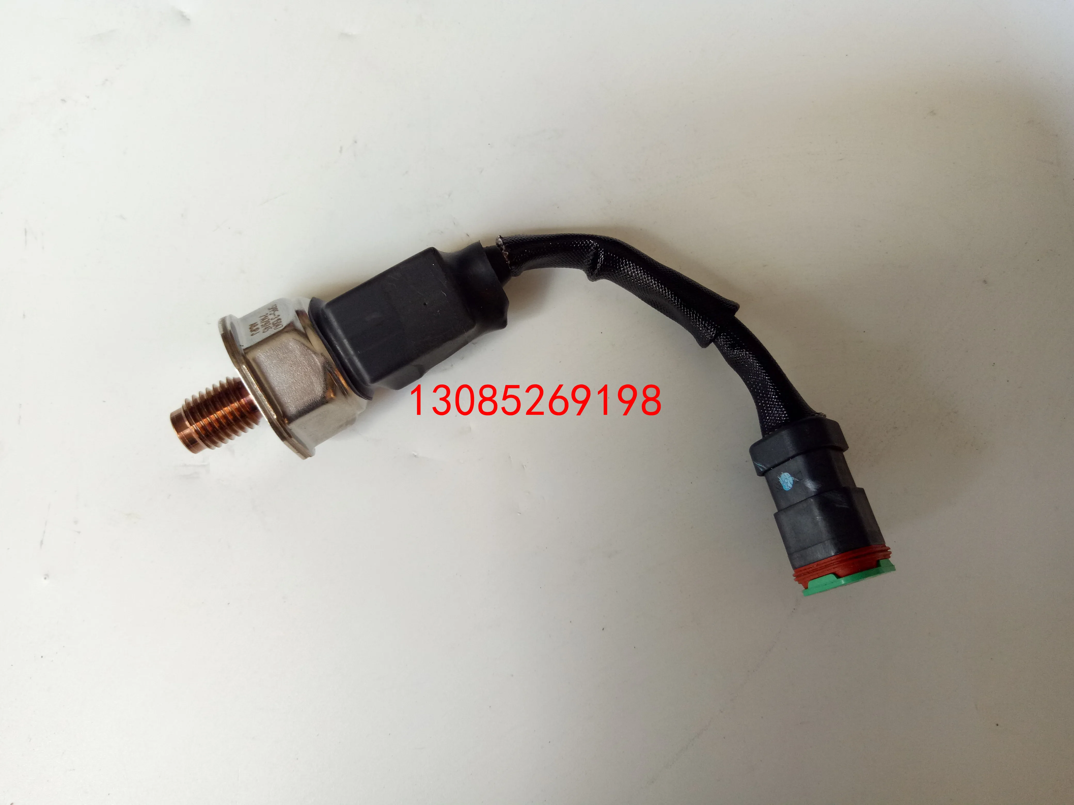 

Original Dongfeng Tianlong Flagship ISZ13 Foton Cummins ISG Engine Rail Pressure Sensor 4954245 Вейп