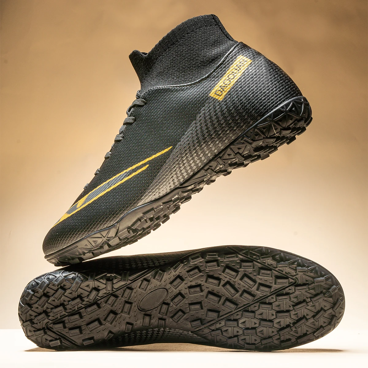 

High-quality high-top football shoes with TF studs and FG long studs, available in two color options for both men and women.