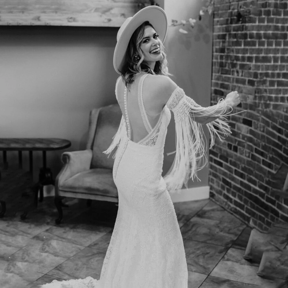 Customized Halter Illusion Back Boho Bridal Gowns With Fringes Detachable Sleeves Cutout Floral Lace Mermaid Wedding Dress