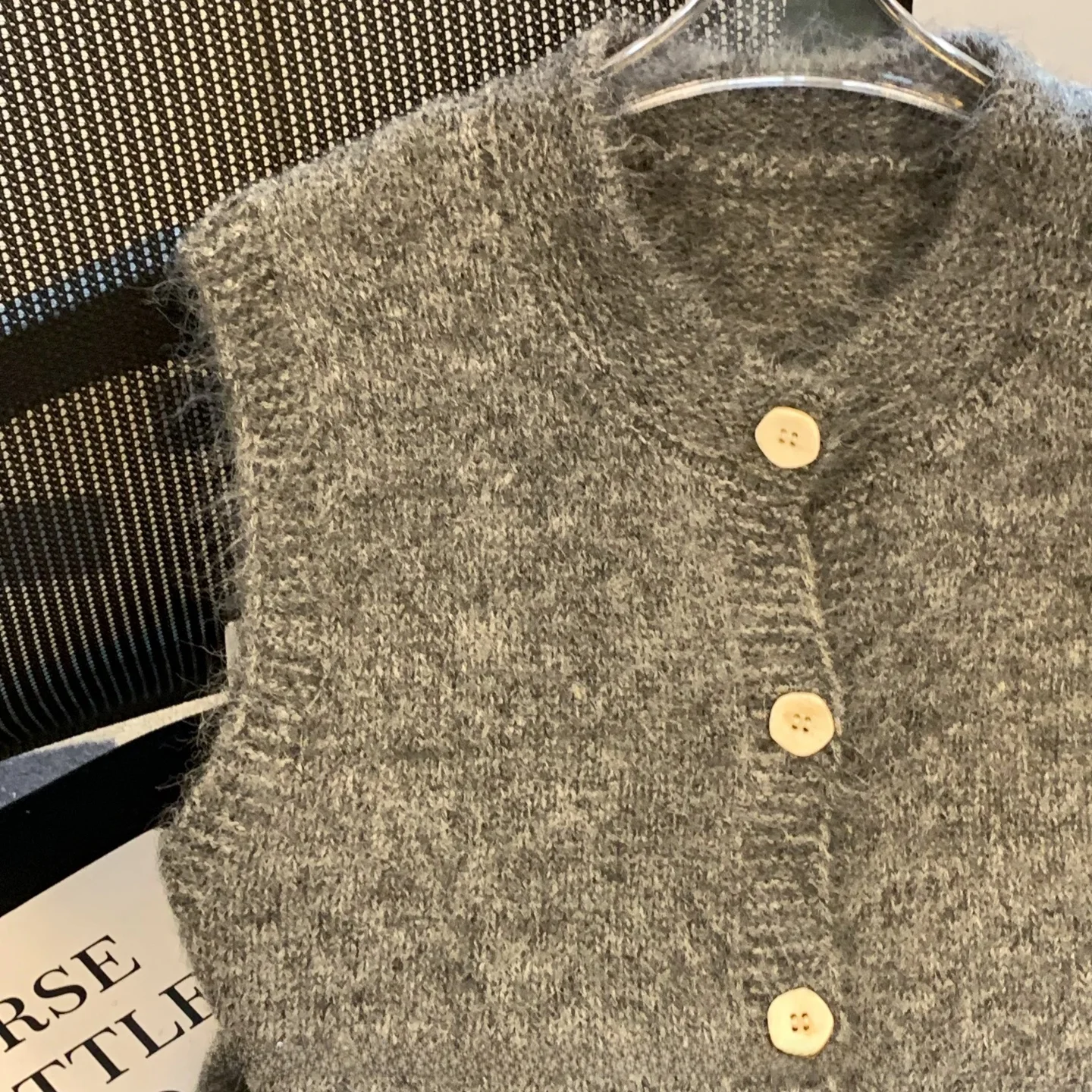 ay Camere Knitted Vest Women's Autumn Sle Casual Faion Soft Fabric ort Length Open Cardigan Girls Premium Feeling