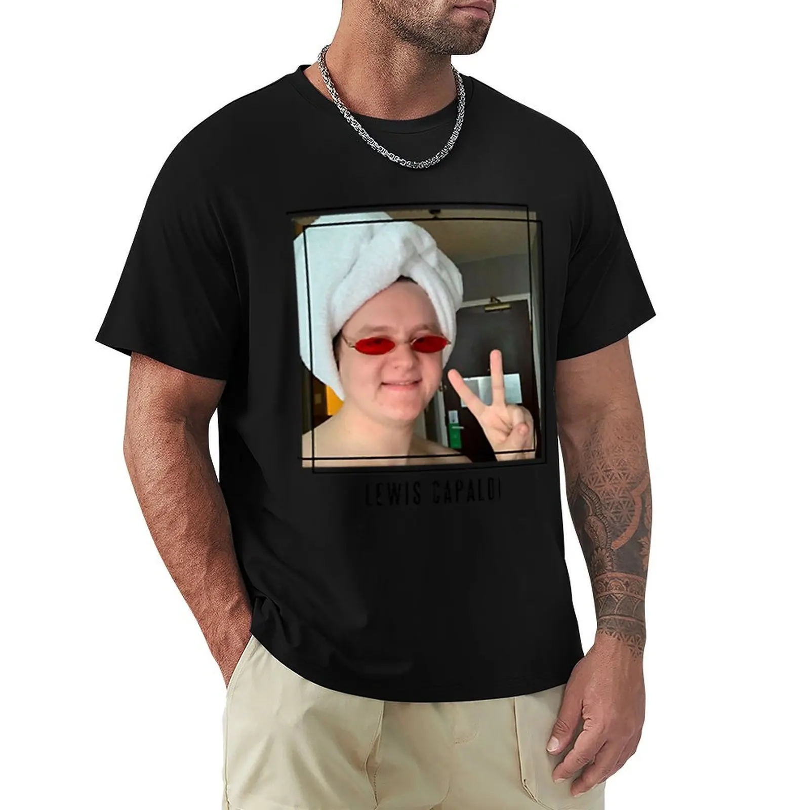 

Lewis Capaldi (9) T-Shirt Outdoor Sports Short Sleeve Top