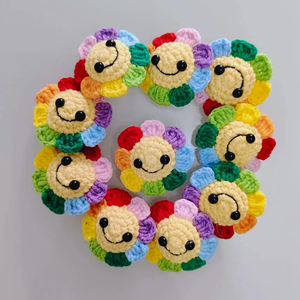 الانتهاء من اليدوية الكروشيه ابتسامة الوجه عباد الشمس ، الكروشيه اللون عباد الشمس رئيس الملحقات لديكور الهدايا ، متماسكة عباد الشمس الصغيرة