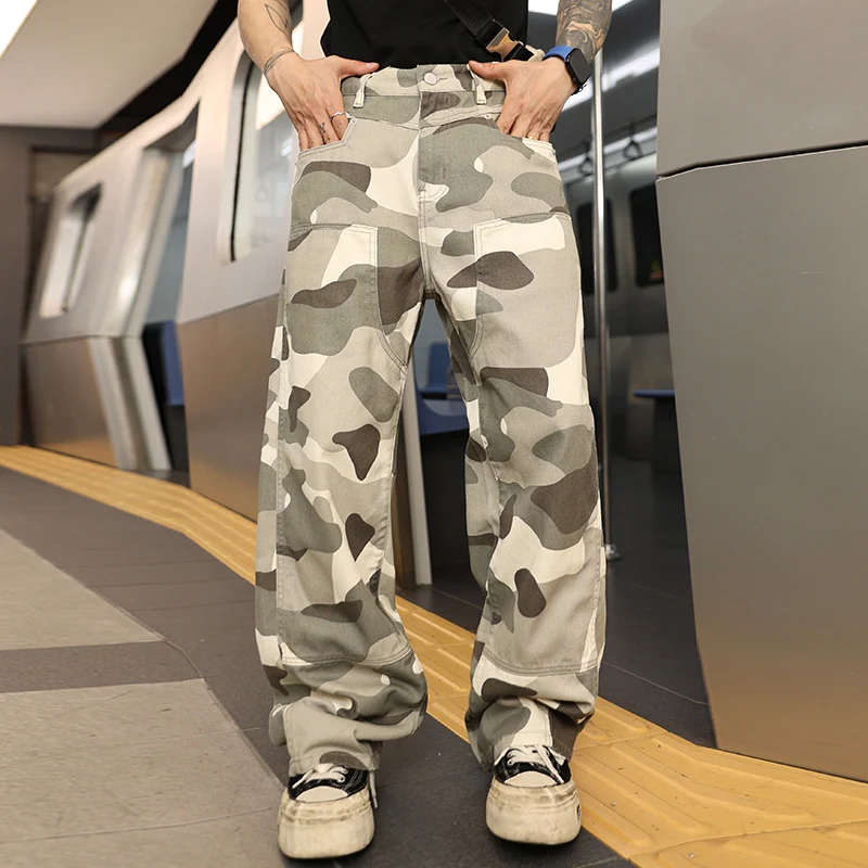Retro camouflage pants for men, American casual, loose straight leg, summer street fashion, design sense, denim pants