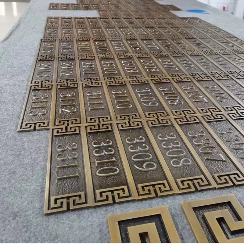 Hongsen Custom Brass Memorial Plaque Hotel Door House Number Decorative Engraved Metal Name Bronze Plaque