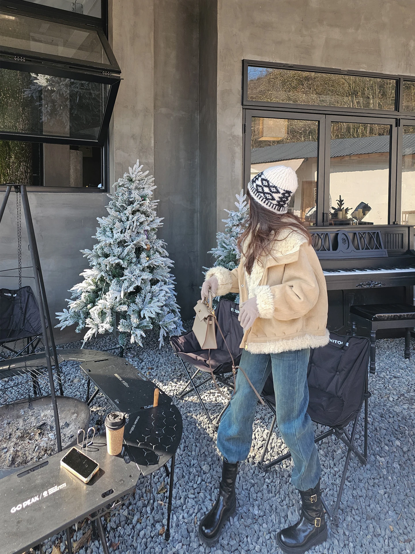 

Зимние женские джинсы 2025 года с высокой талией, свободного кроя, на флисовой подкладке, зауженные к низу, широкие штанины, удобные, из хлопкового денима