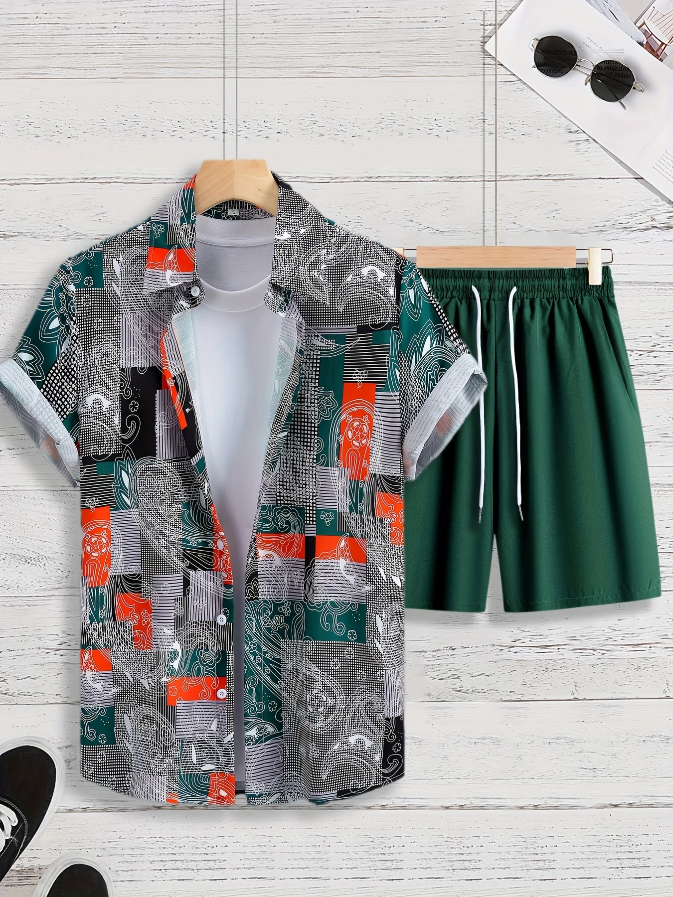 New Men's Beach Two-Piece Set Quick-Dry Hawaiian Collar Shirt and Shorts Set Summer Men's Fashion Striped Print Casual Wear