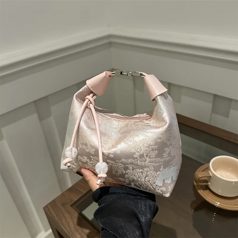 Borsa ricamata cinese estiva 2025 |   Borsa alla moda per donna |   Spalla/tracolla |   Quotidiano e festa