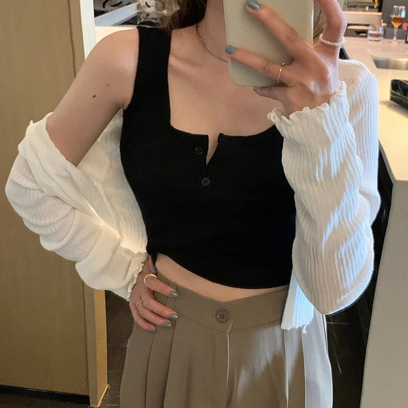 Summer 2026 Sexy Button Detail Strap Vest Top Tight Short Sleeveless Women's Camisole Inner Wear Tight Fit Screw Thread Hot Girl