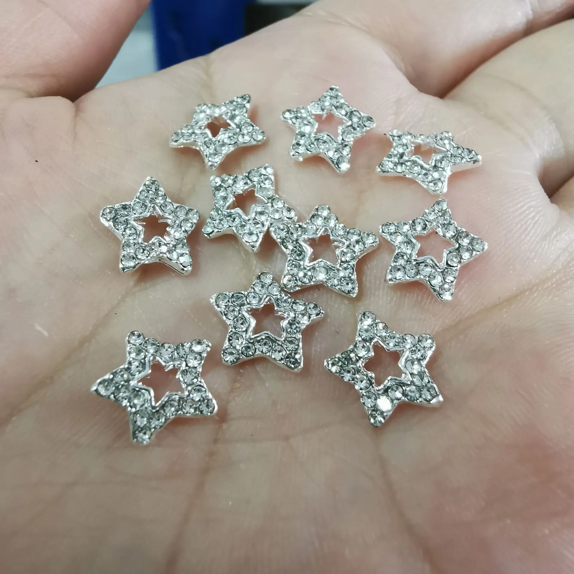 10Pcs Hollow Star 3D Nail Art Charms Gold/Silver Metal Five-pointed Star Glitter Rhinestones Luxury Star Manicure Decoration &*&