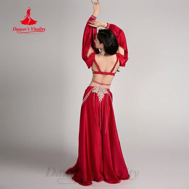 Belly Dancer เครื่องแต่งกายประสิทธิภาพอาวุโส AB หิน Bra + พู่ซาตินกระโปรงยาว 2pcs ผู้หญิง Oriental เต้นรําการแข่งขันเสื้อผ้า