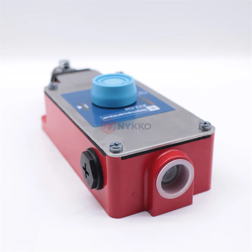 【2026】Original New Origin XY2CH13250 Latching Emergency Stop Rope Pull Switch 1NO+1NC Contacts IP65 30m Max Cable Length 1 Year