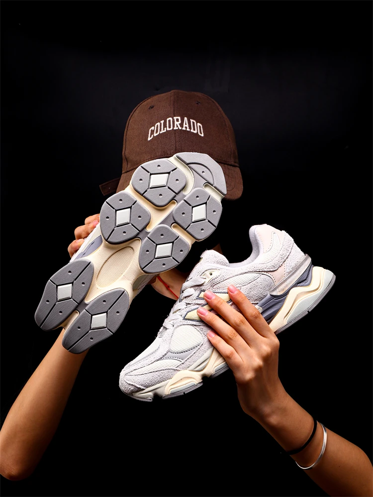 

2025 NewTrendy sneakers that are stylish and versatile: comfortable soft-soled casual wear that is breathable