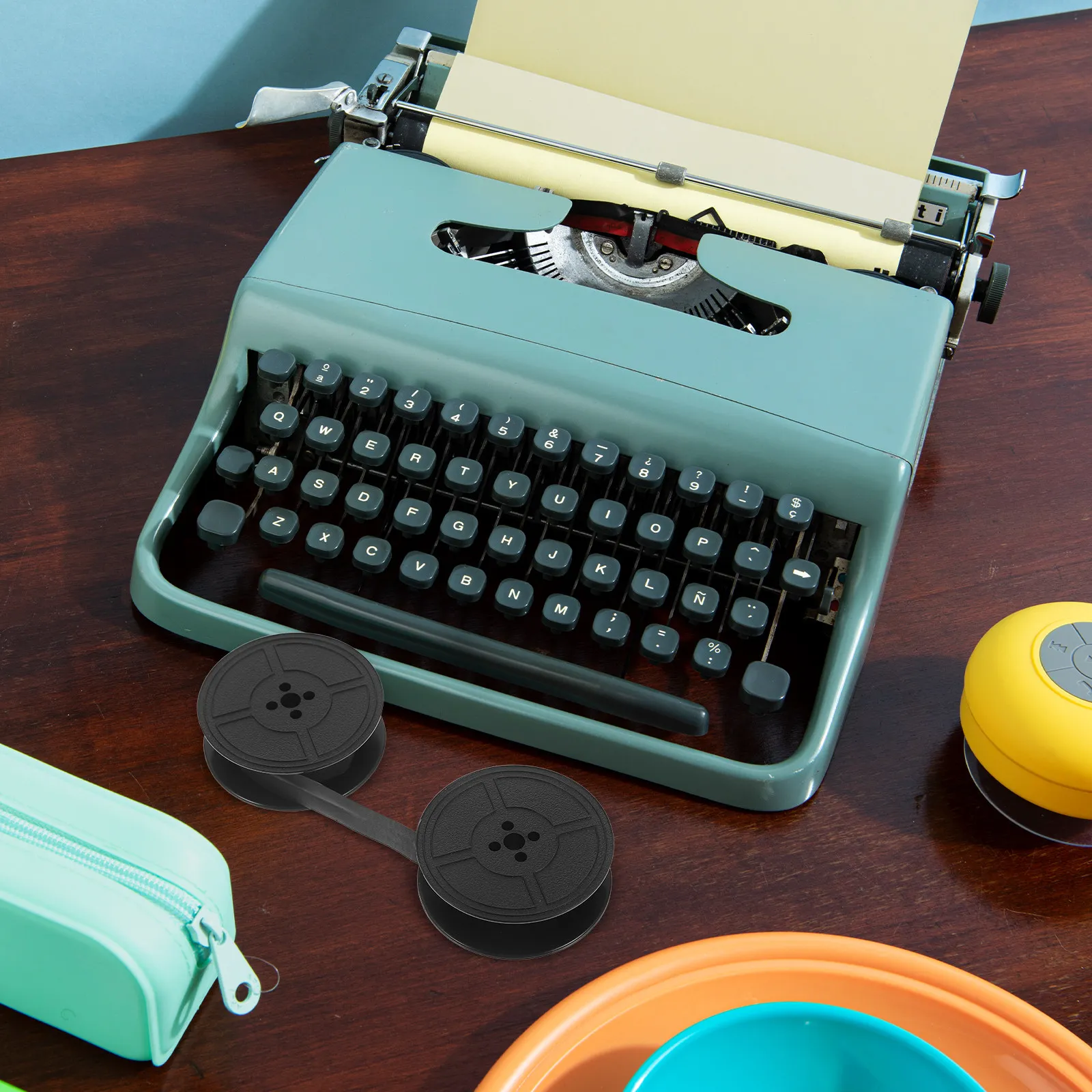 2Pcs Manual Dual Spool Typewriter Ink Ribbon Vintage Mechanical Classic Black Red Replacement Tape Suitable for English Retro